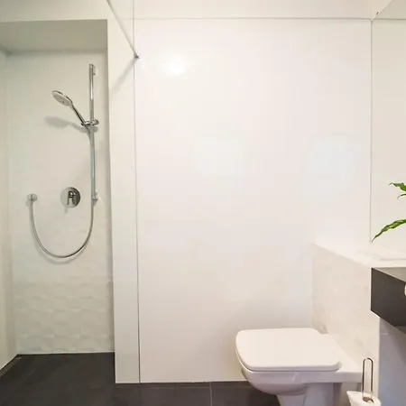 Eli Spacious With Old Town View, Parking & Ac * Prag