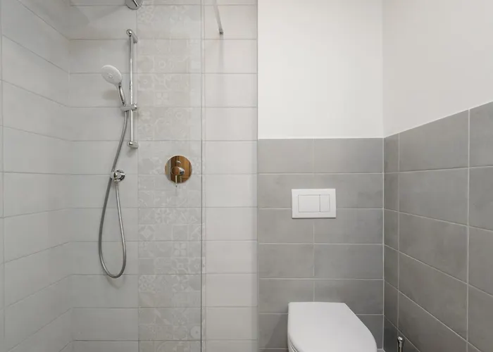 Eli Spacious With Old Town View, Parking & Ac Apartamento