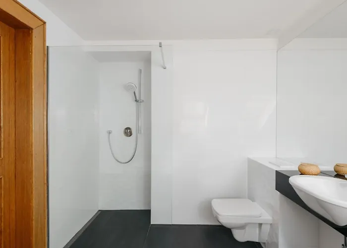 Appartement Eli Spacious With Old Town View, Parking & Ac Prague