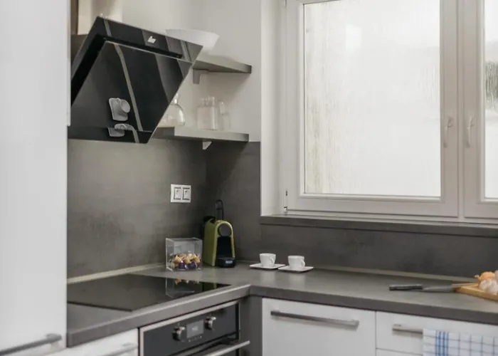 Eli Spacious With Old Town View, Parking & Ac Prague